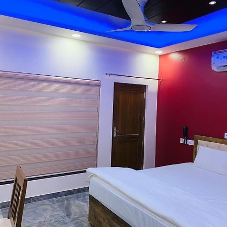 Hotel The Swiss Residency Greater Noida Esterno foto